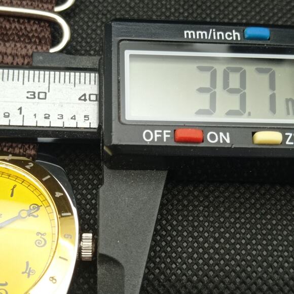 Vintage 1978 Henri Sandoz Manual Mens Silver Watch W/Cloth Strap & Yellow accent - Picture 7 of 8